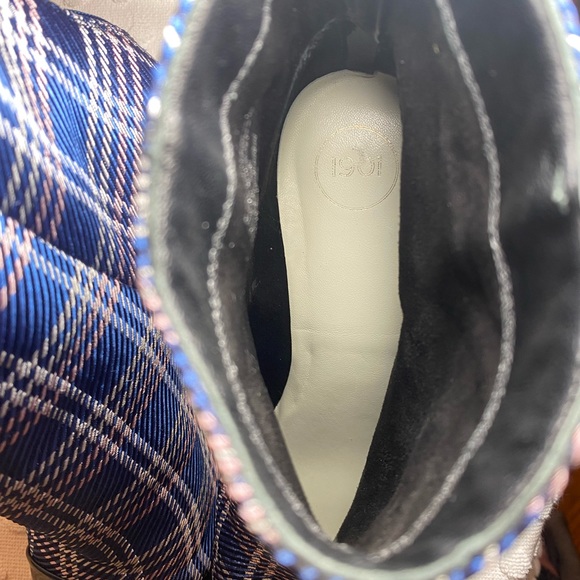 1901 Whitaker Blue Plaid Bootie with Patent Toe and Heel - Picture 8 of 16